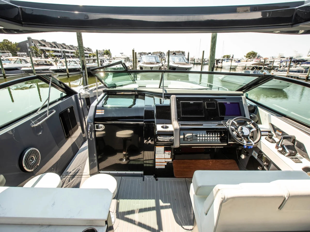 2024 Cruisers Yachts 38 GLS-OB SB 38.0 feet, Somers Point, New Jersey #35