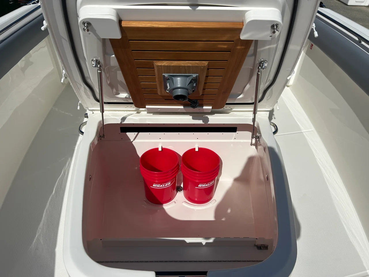 2026 Boston Whaler 330 Outrage 33.0 feet, Gulf Shores, AL #38