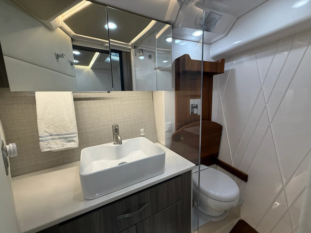2021 Regal 36 GRANDE COUPE 36.0 feet, Cumming, GA #64