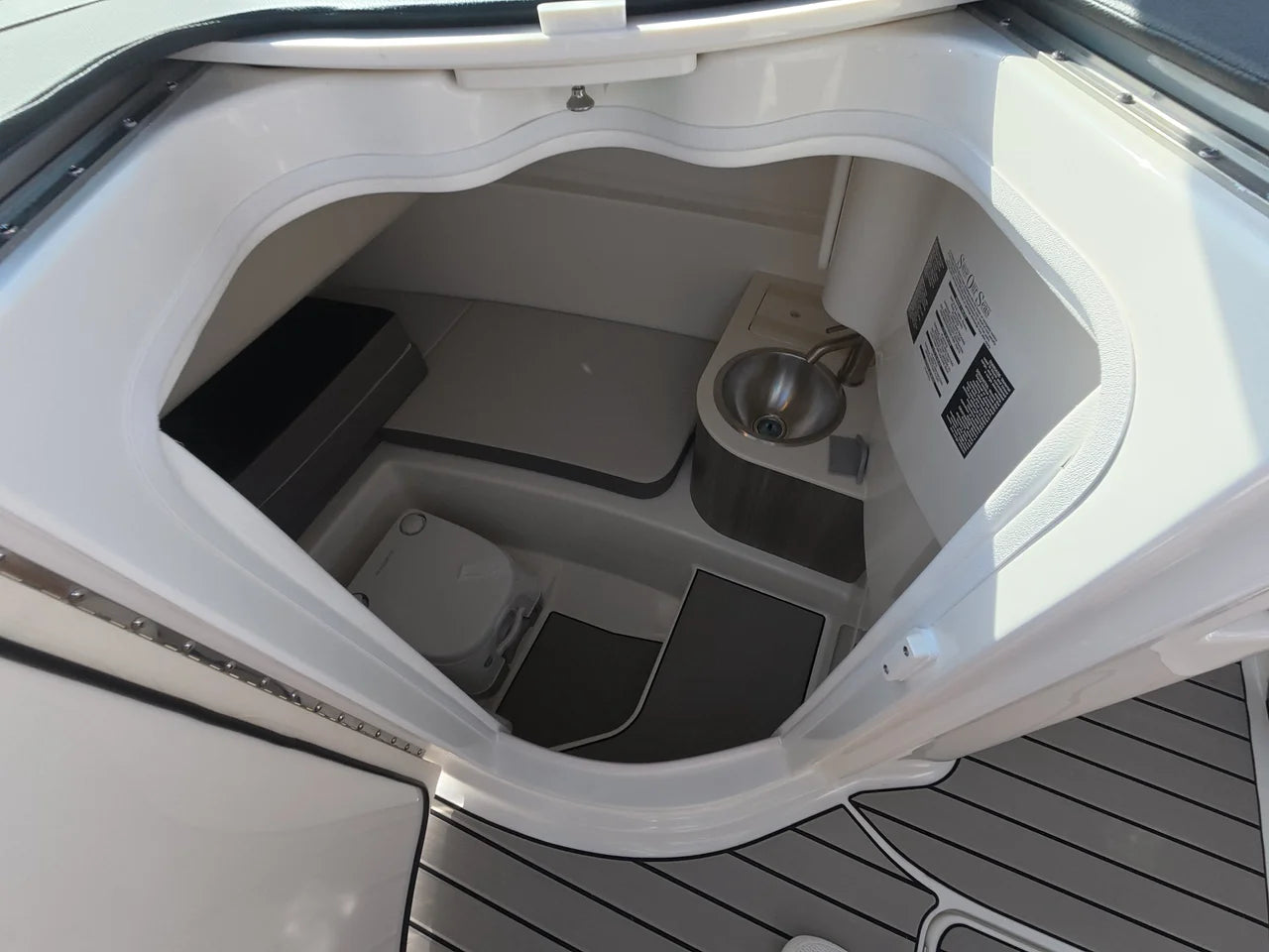 2027 Sea Ray SDX 270 Outboard 27.0 feet, Somers Point, New Jersey #18