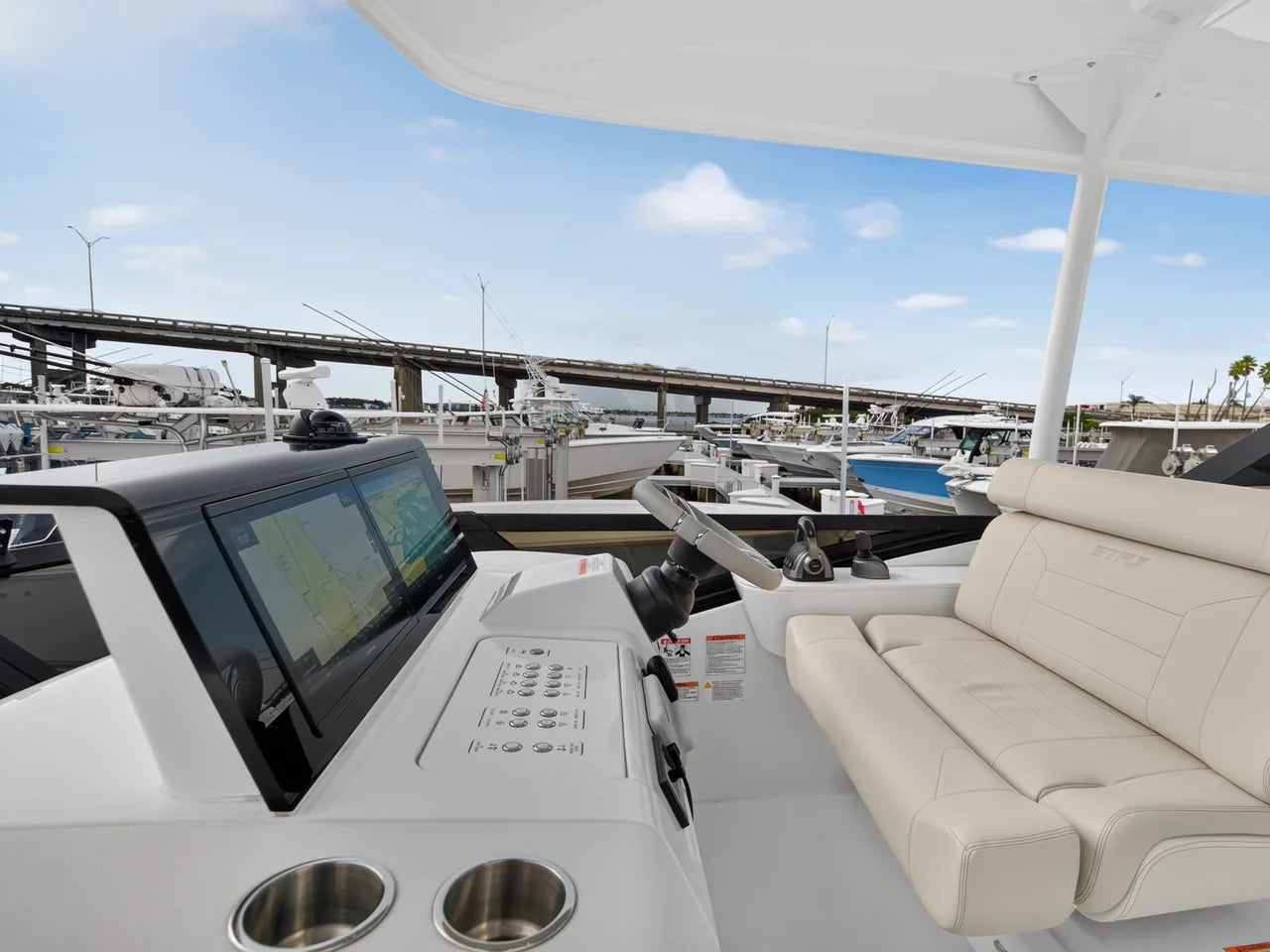 2026 Cruisers Yachts 57 FLY 57.0 feet, Stuart, Florida #101