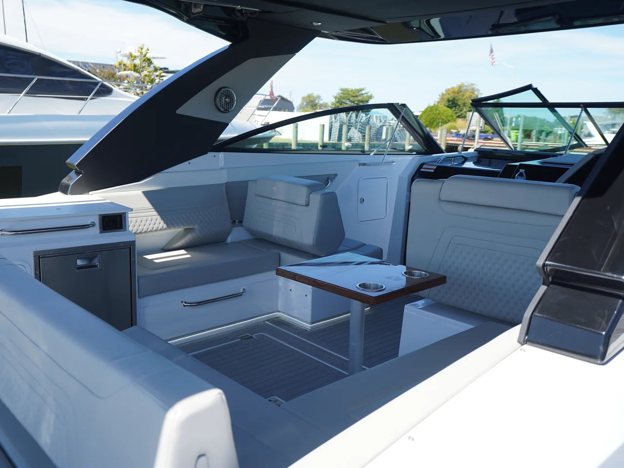 2026 Cruisers Yachts 34 GLS Outboard 34.0 feet, Grasonville, MD #35