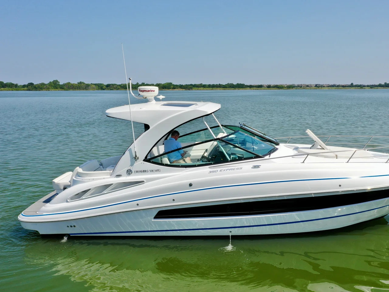2018 Cruisers Yachts 35 EXPRESS 35.0 feet, Lewisville, TX #17
