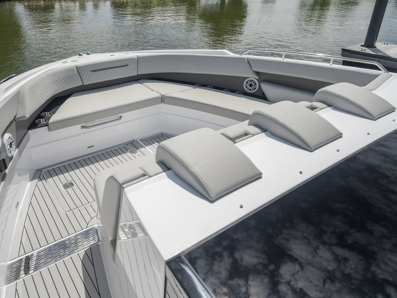 2026 Cruisers Yachts 50GLS OB 50.0 feet, Grasonville, MD #58