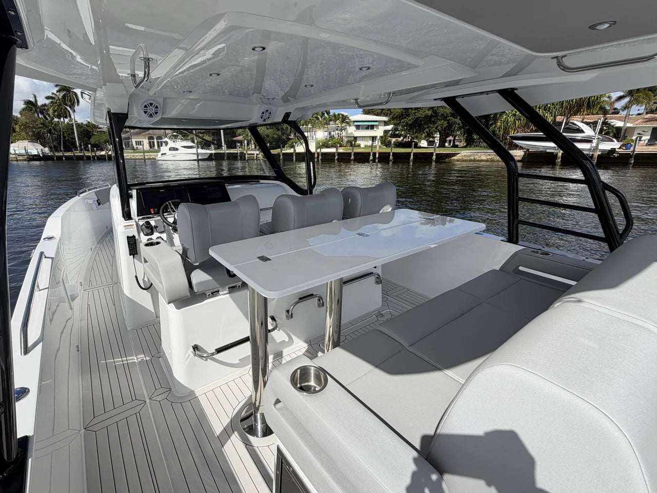 2026 Cruisers Yachts 38 VTR 38.0 feet, Pompano Beach, Florida #27