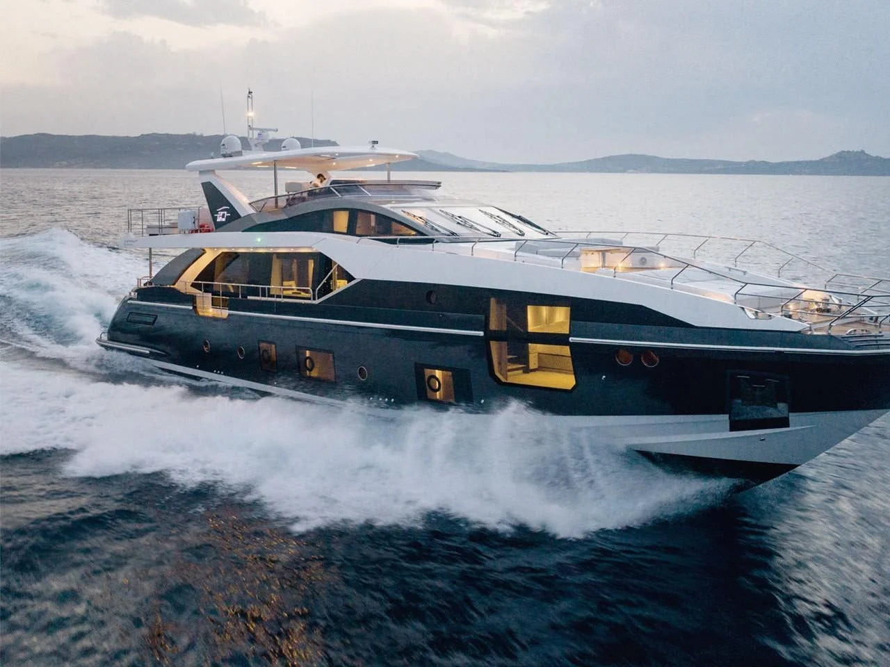 2026 Azimut Grande 27M 87.0 feet, Inuvik, Northwest Territories #1