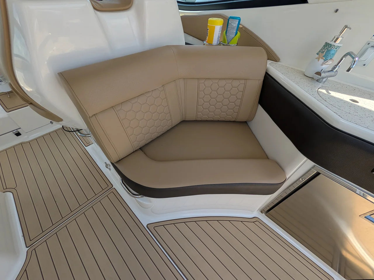 2019 Sea Ray 320 SUNDANCER 32.0 feet, Chesapeake City, MD #19