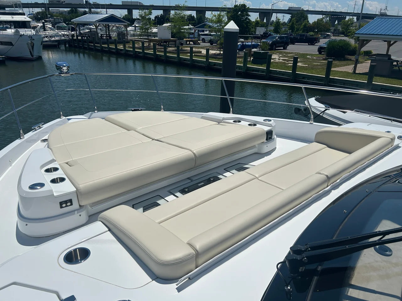 2026 Cruisers Yachts 57 FLY 57.0 feet, Grasonville, MD #22