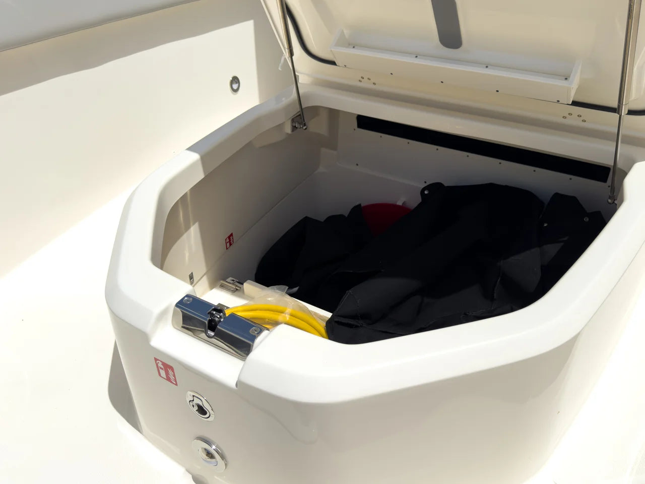 2026 Boston Whaler 330 Outrage 33.0 feet, Fort Myers, FL #20