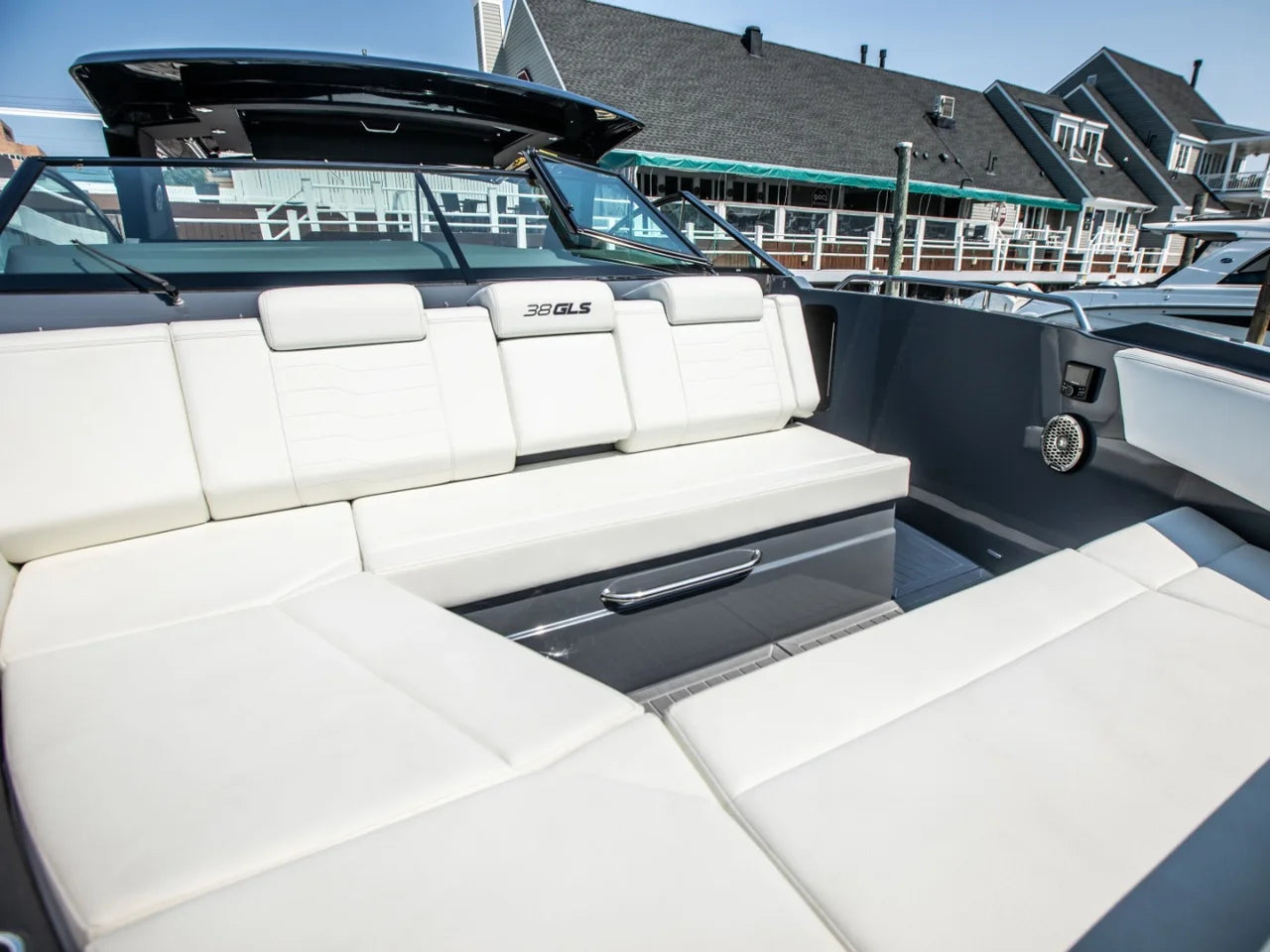2024 Cruisers Yachts 38 GLS-OB SB 38.0 feet, Somers Point, New Jersey #76