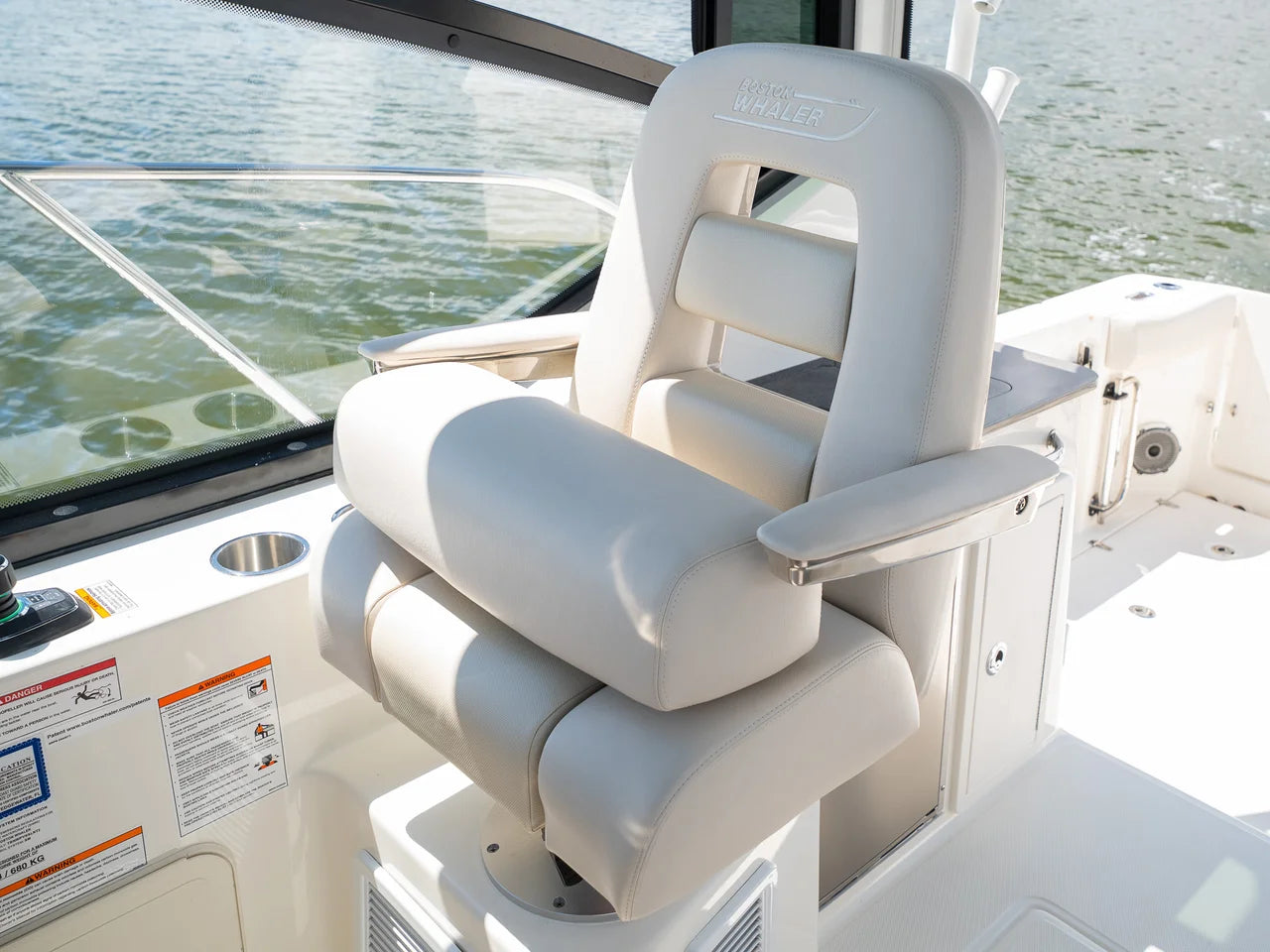 2026 Boston Whaler 325 Conquest 32.0 feet, Clearwater, Florida #75