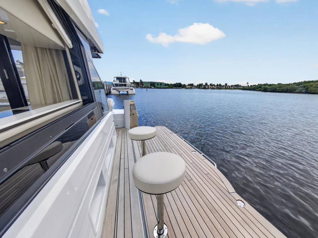 2026 Cruisers Yachts 57 FLY 57.0 feet, Stuart, Florida #59