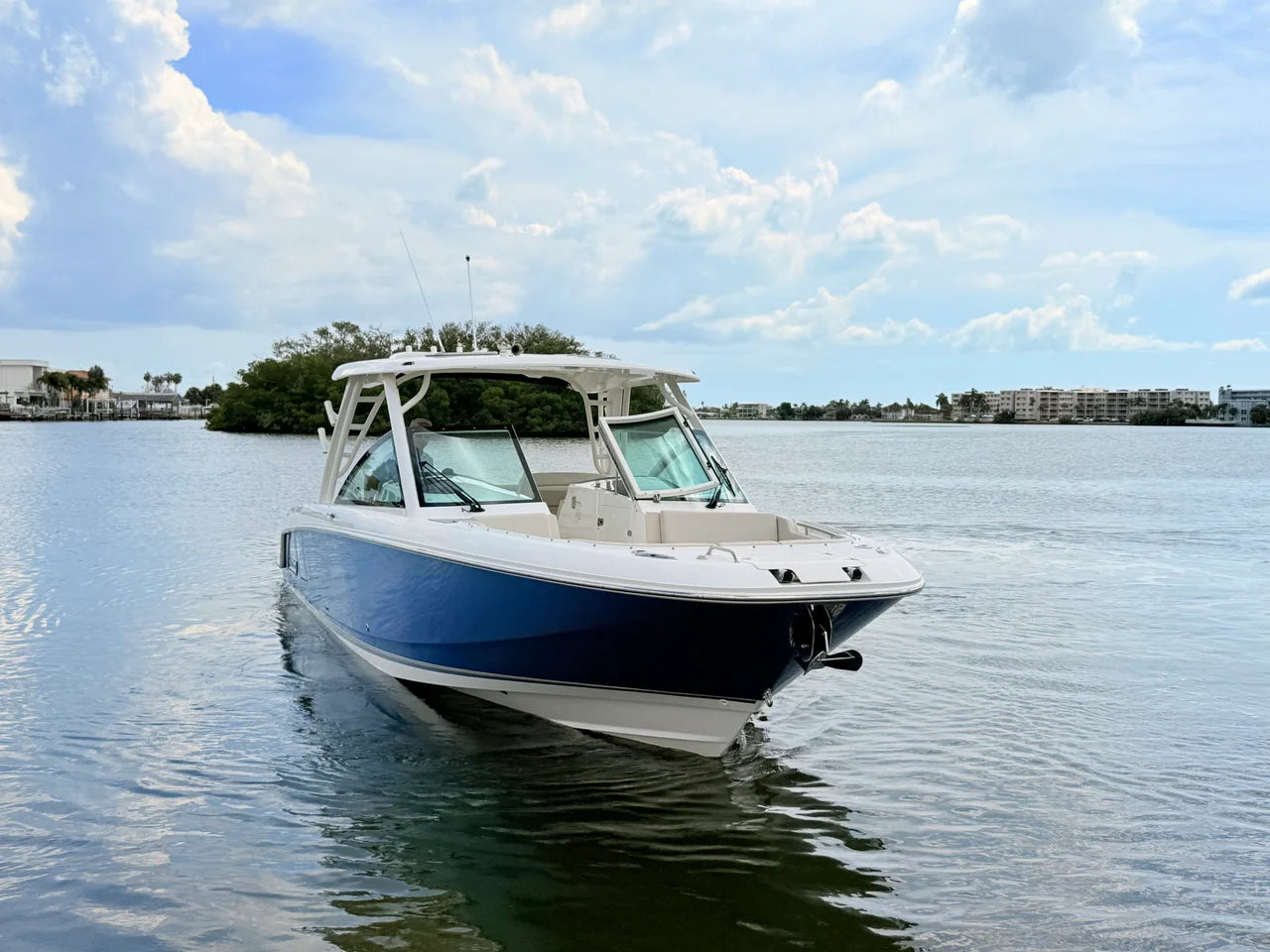 2024 Boston Whaler 320 Vantage 32.0 feet, St Petersburg, FL #4