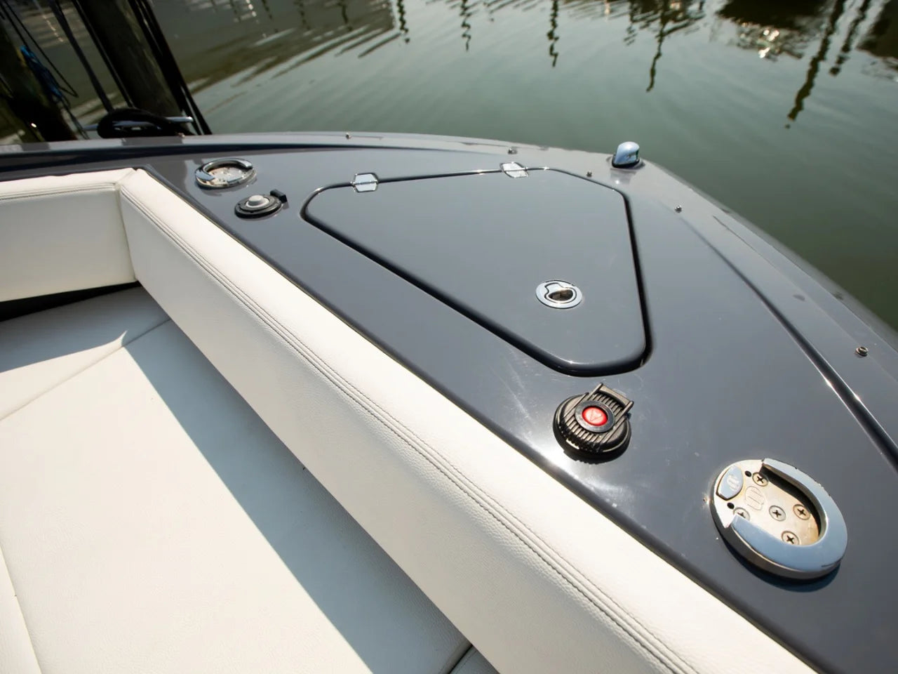 2024 Cruisers Yachts 38 GLS-OB SB 38.0 feet, Somers Point, New Jersey #84