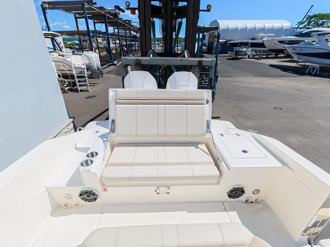 2027 Boston Whaler 280 Dauntless 28.0 feet, Norwalk, Connecticut #6