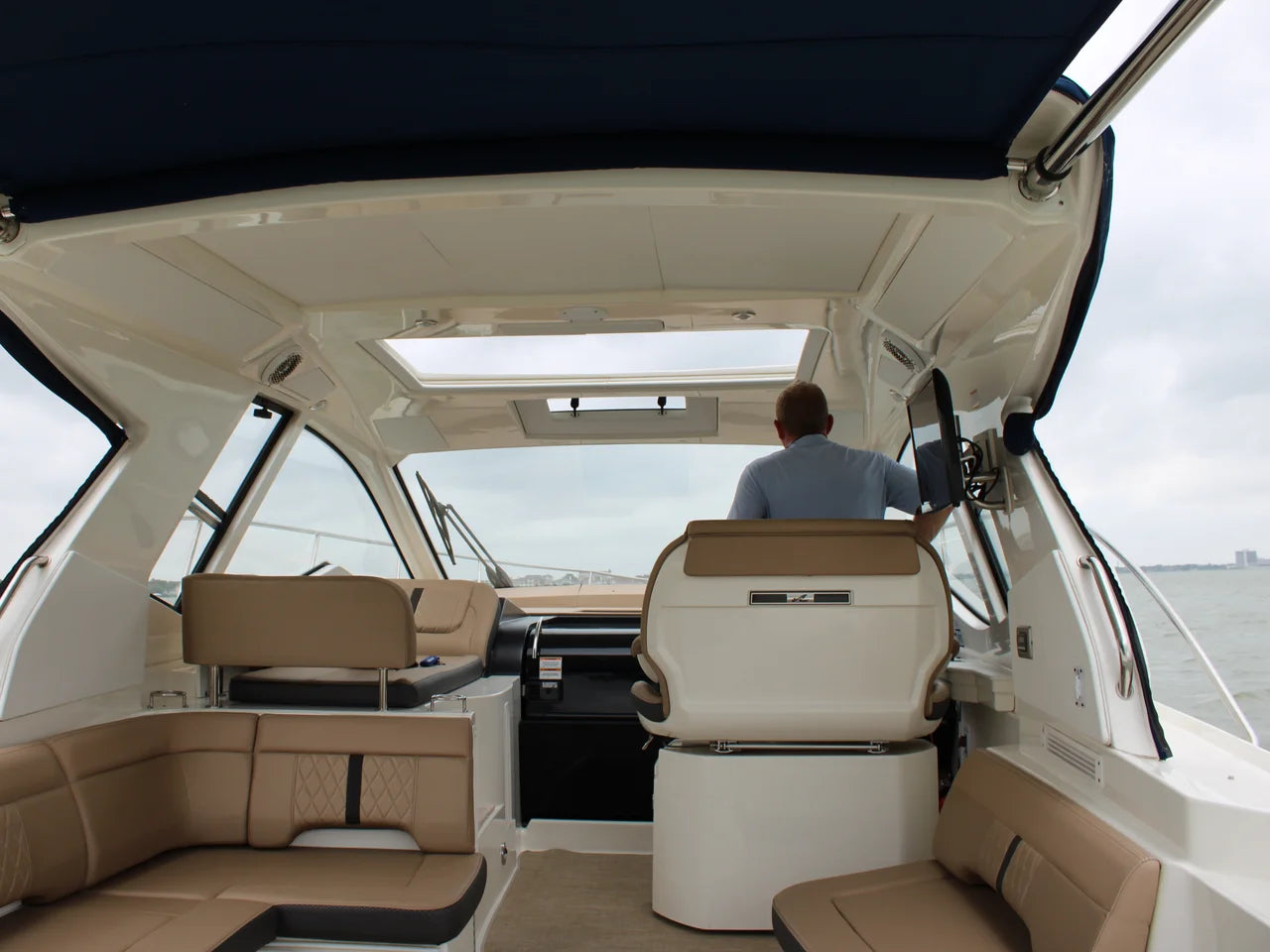 2018 Sea Ray Sundancer 350 35.0 feet, Seabrook, TX #46