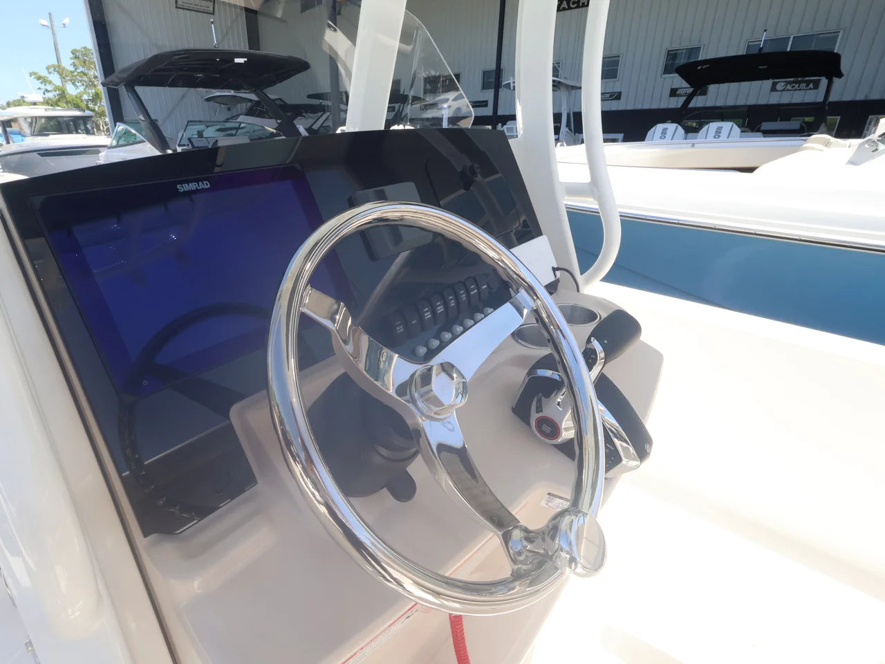 2027 Boston Whaler 250 Dauntless 25.0 feet, Naples, Florida #16