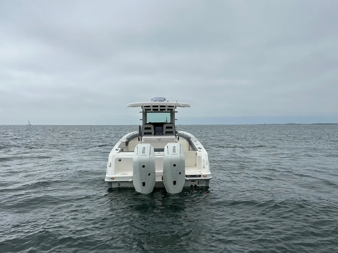 2026 Boston Whaler 330 Outrage 33.0 feet, Gulf Shores, AL #13
