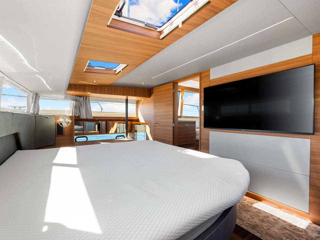 2022 Aquila 54 Yacht 54.0 feet, St Petersburg, FL #95