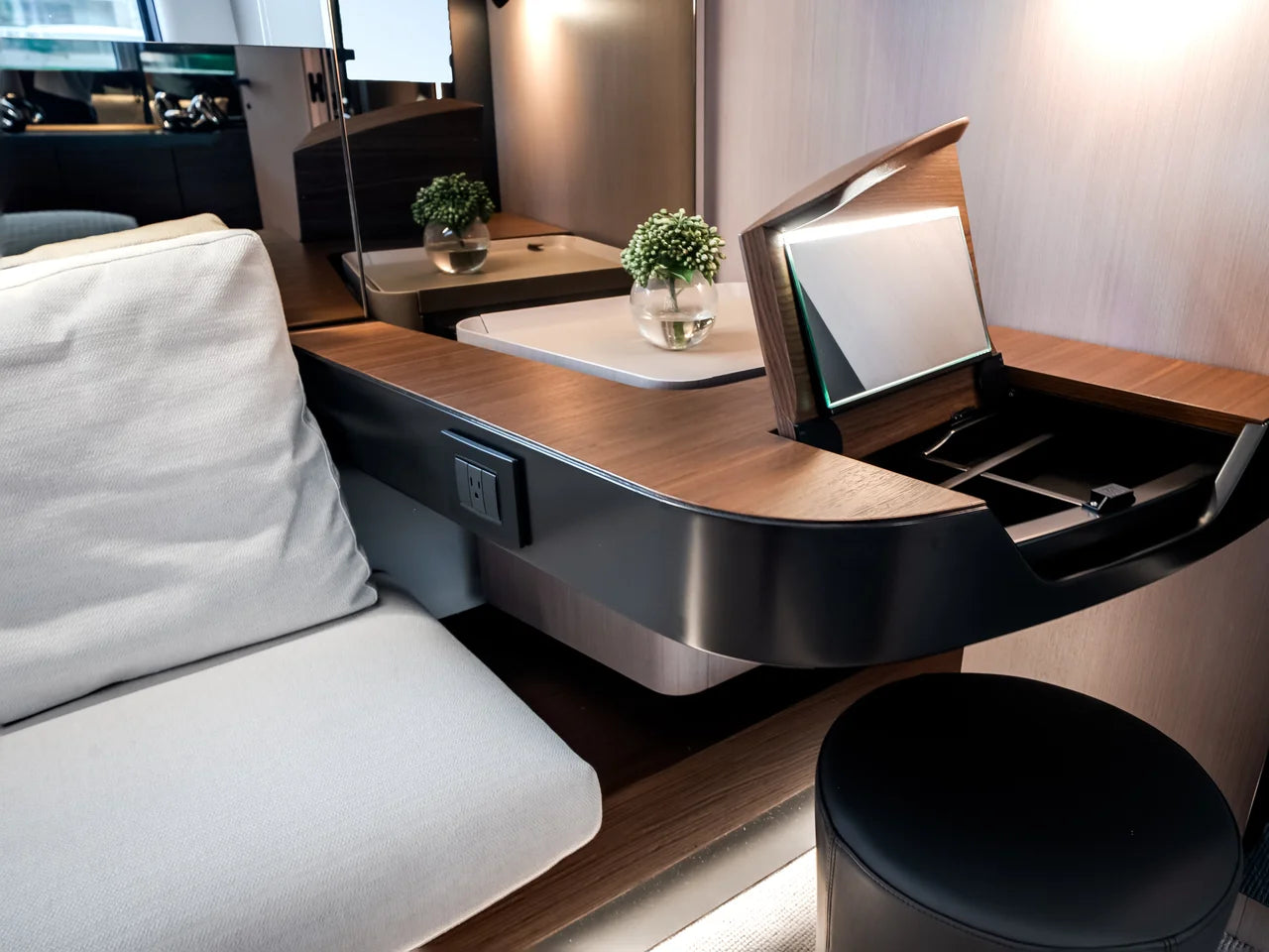2026 Azimut S8 80.0 feet, Jupiter, Florida #43