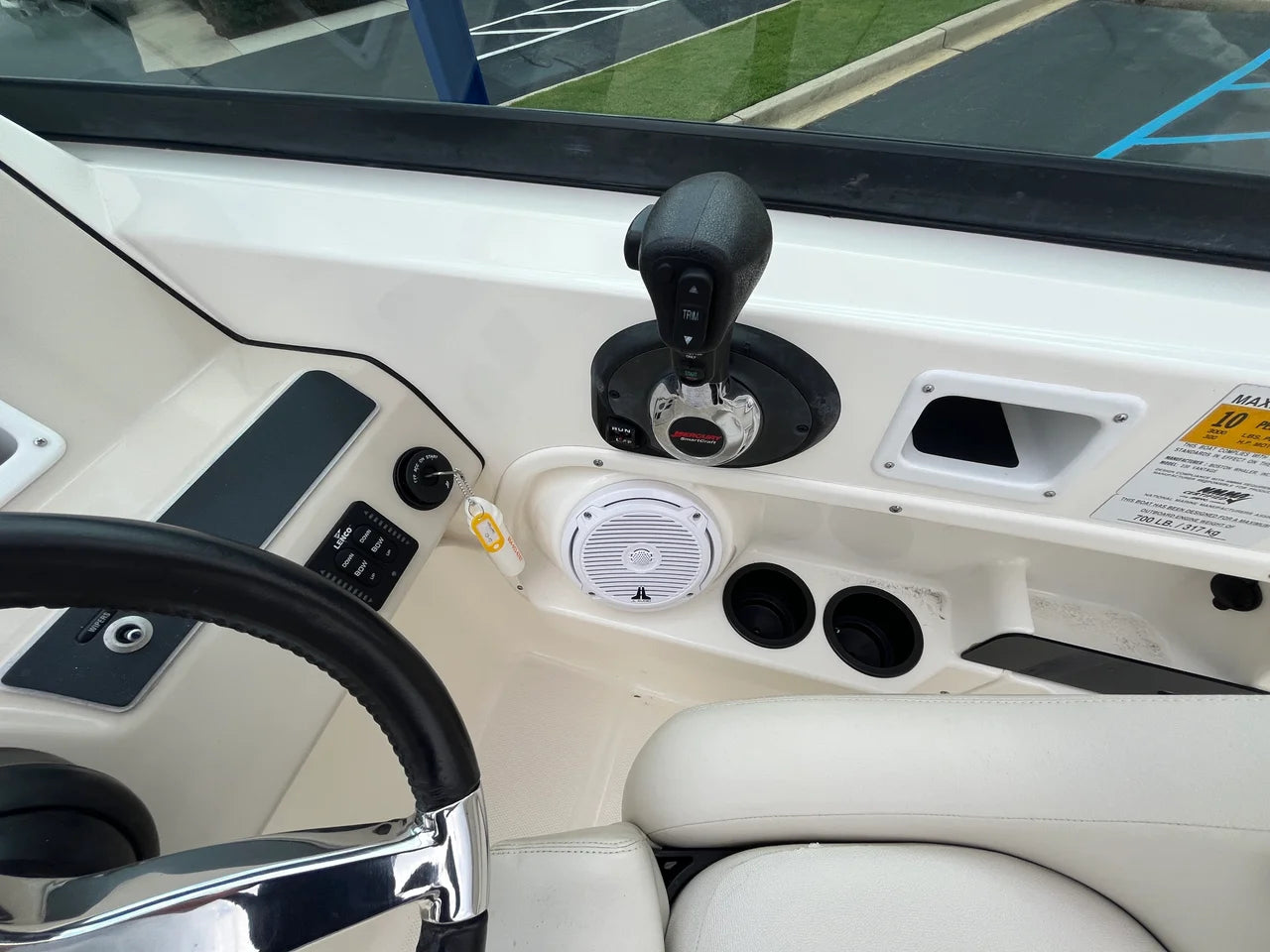 2013 Boston Whaler 230 VANTAGE 23.0 feet, Greenville, SC #24