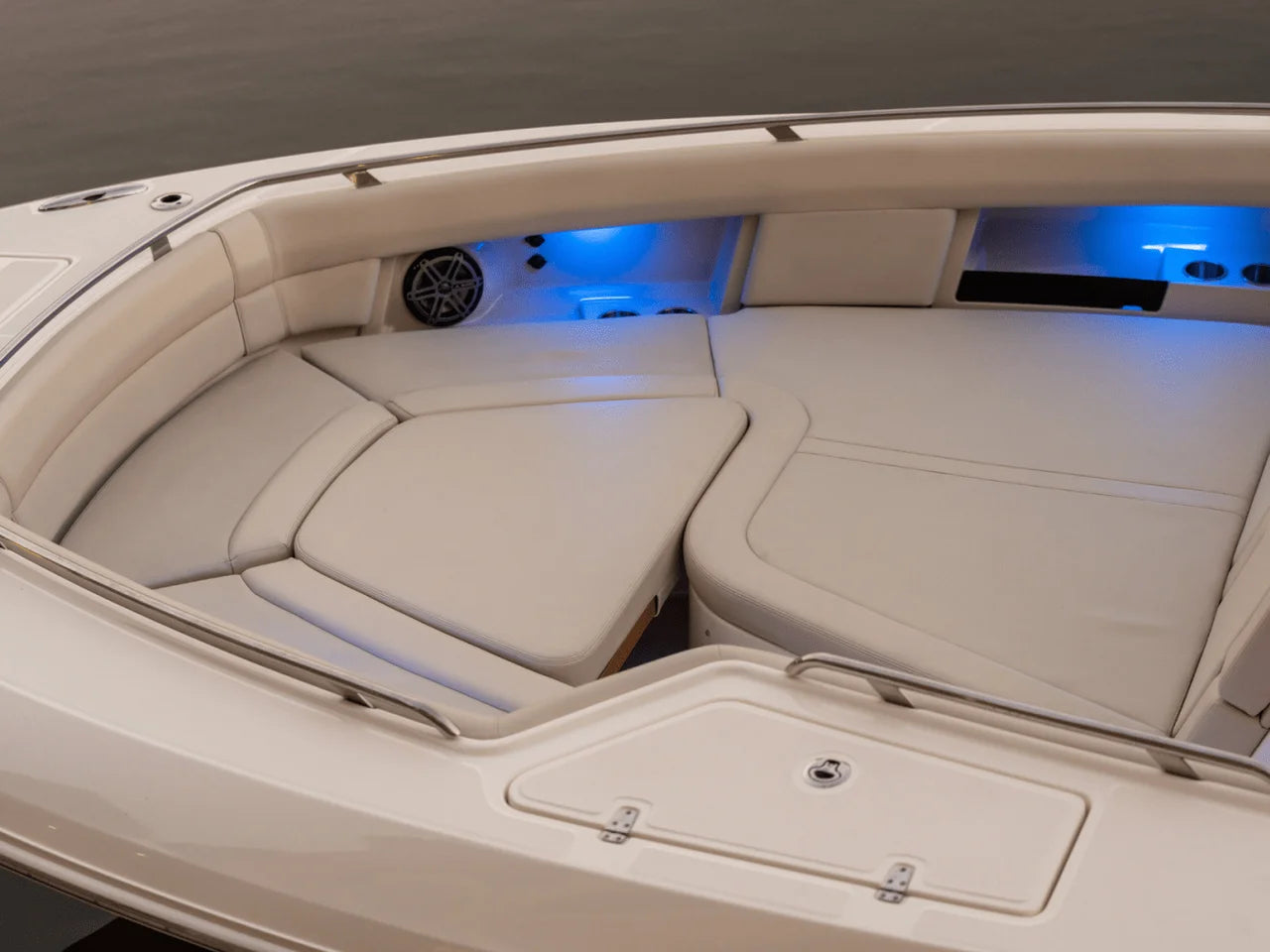 2026 Boston Whaler 380 Realm 38.0 feet, Inuvik, Northwest Territories #51