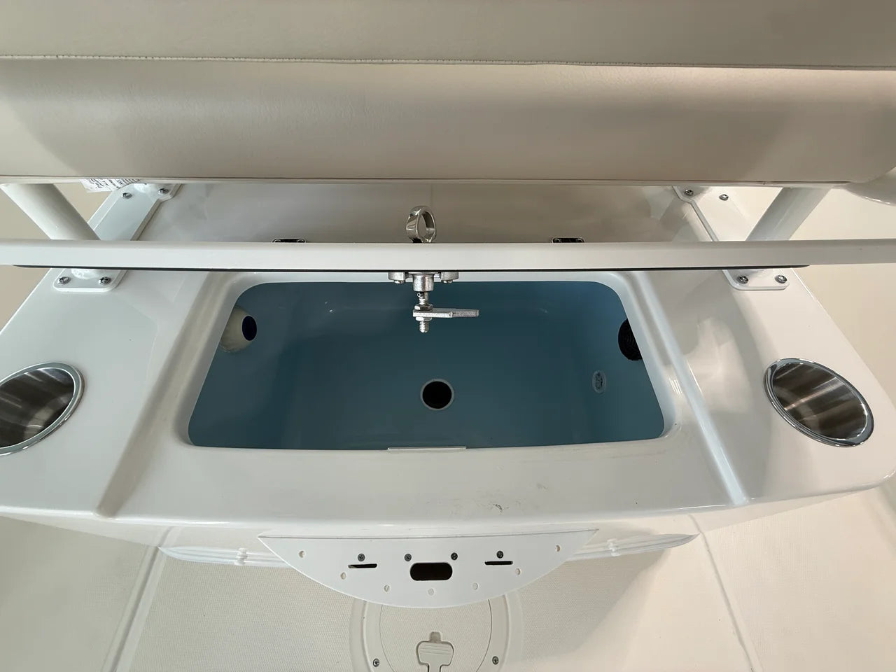 2027 Boston Whaler 210 Montauk 21.0 feet, Sarasota, FL #24