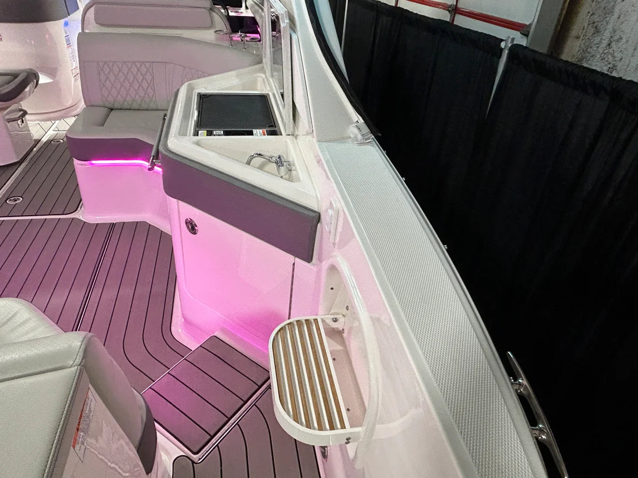 2026 Sea Ray SLX 310 Outboard 31.0 feet, Grasonville, MD #19