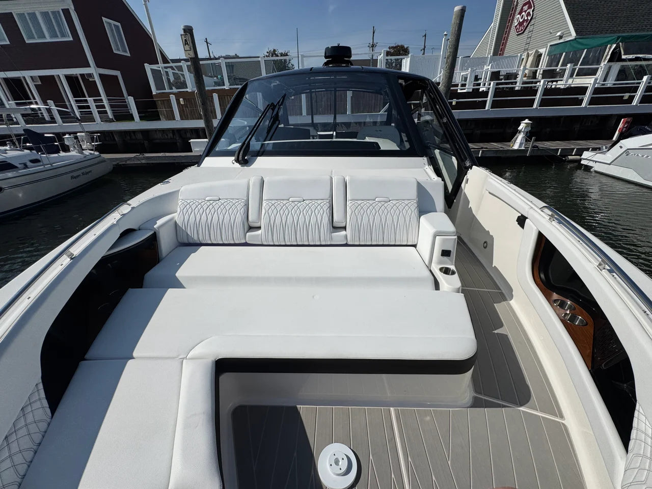 2025 Sea Ray 370 SUNDANCER OB 39.0 feet, Somers Point, New Jersey #45