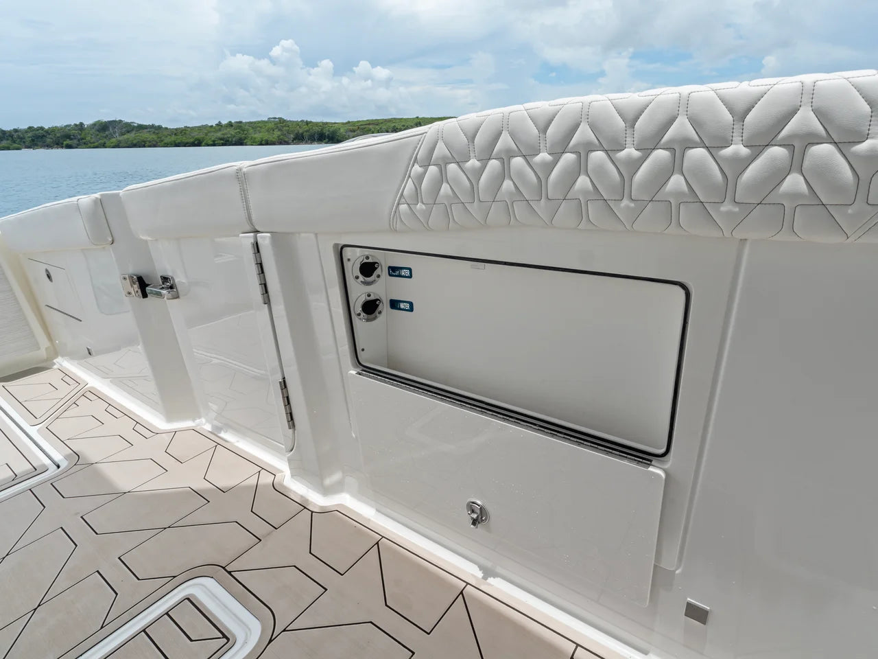 2027 Ducari 37 XIV 37.0 feet, Dania Beach, Florida #44