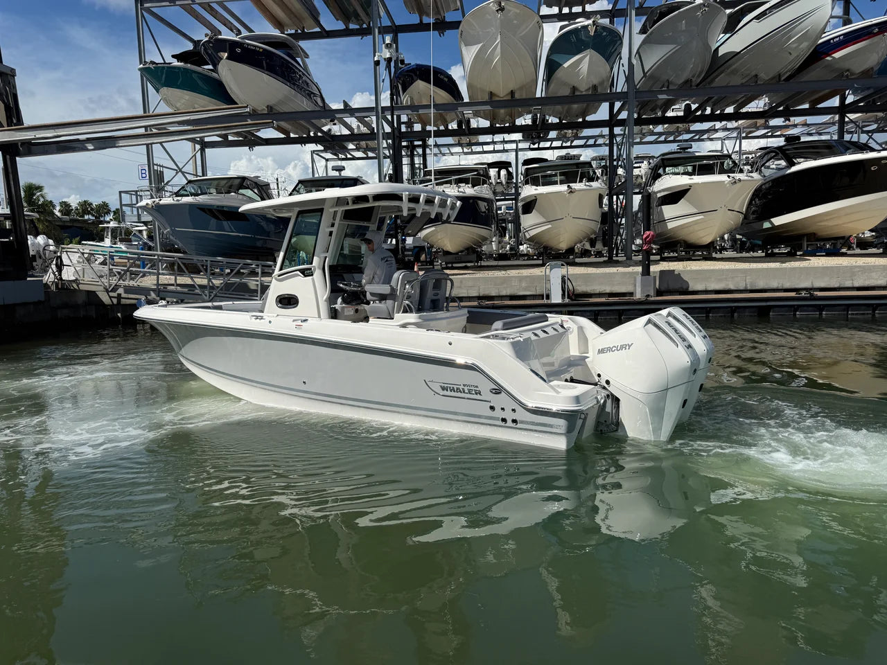 2027 Boston Whaler 250 Outrage 25.0 feet, Sarasota, FL #4
