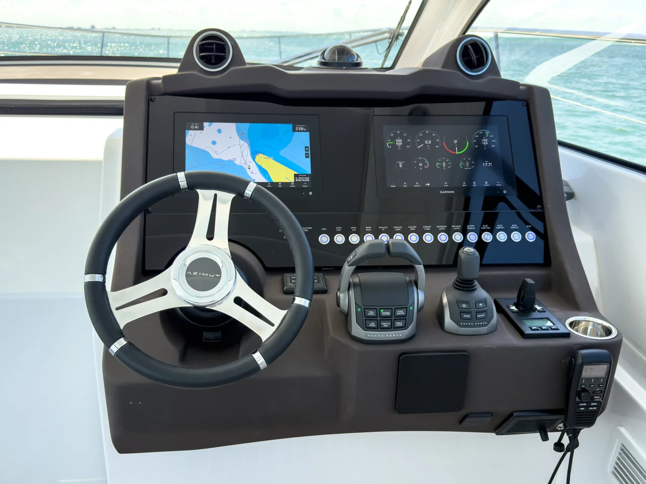 2027 Azimut A45 45.0 feet, Fort Myers, FL #17