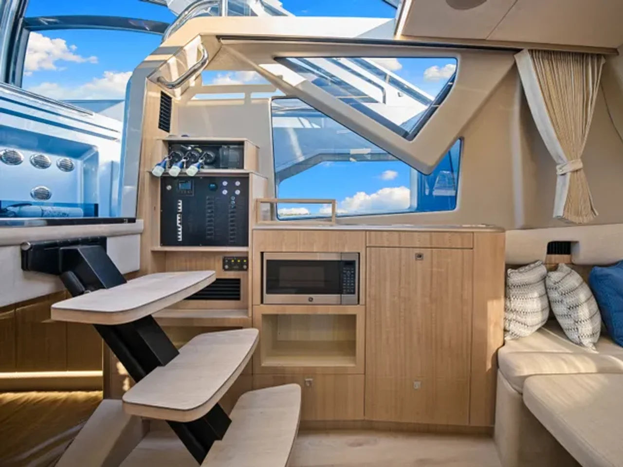 2024 Galeon 375 GTO 37.0 feet, Jupiter, Florida #34
