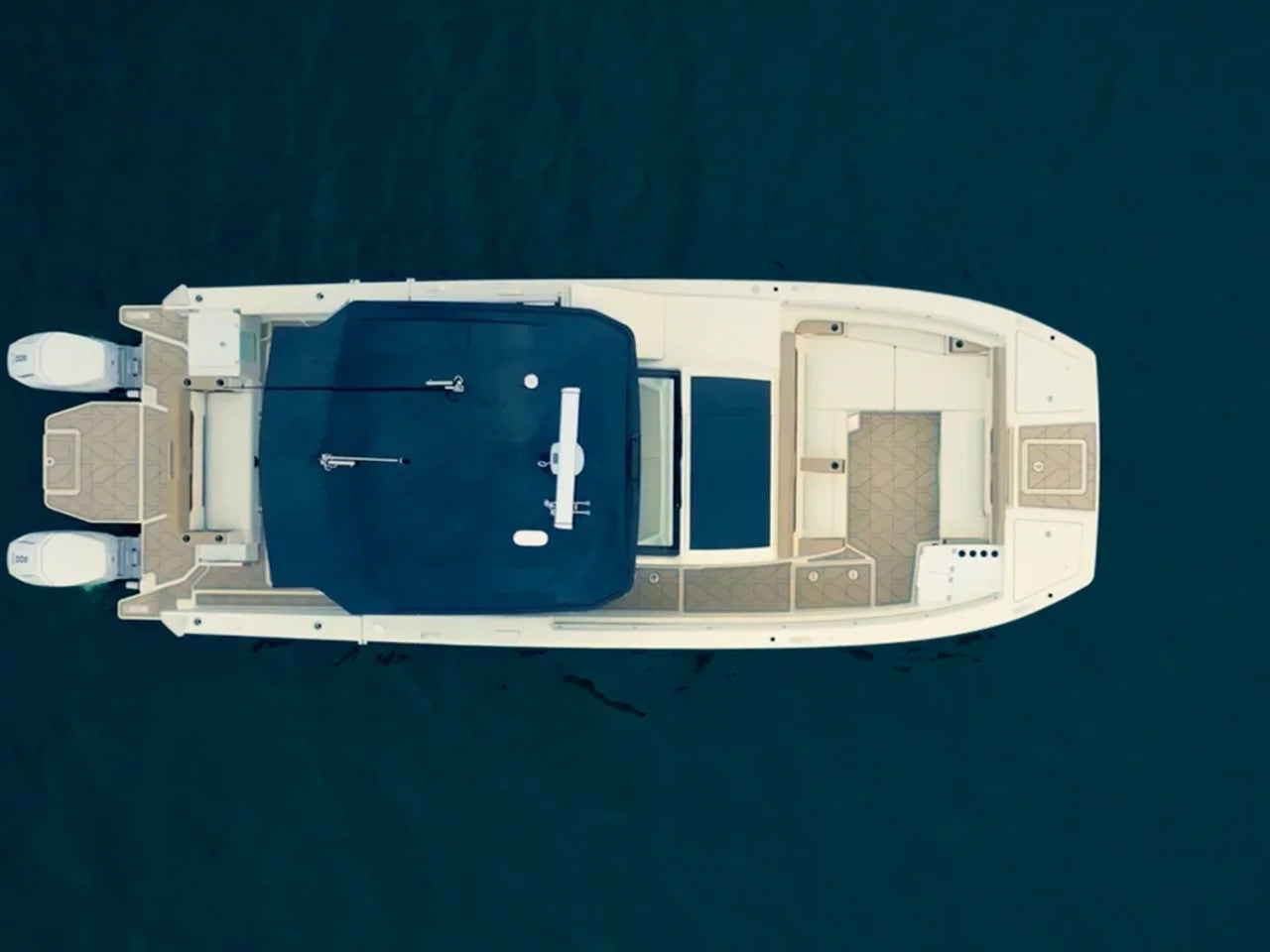 2027 Ducari 37 XIV 37.0 feet, Miami, FL #20