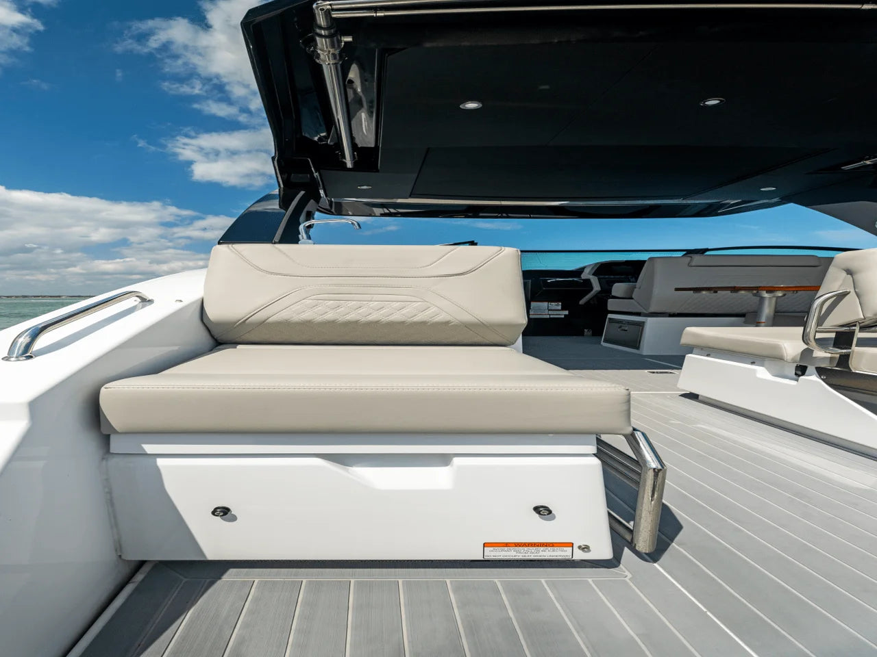 2026 Cruisers Yachts 34 GLS Outboard 35.0 feet, Inuvik, Northwest Territories #145