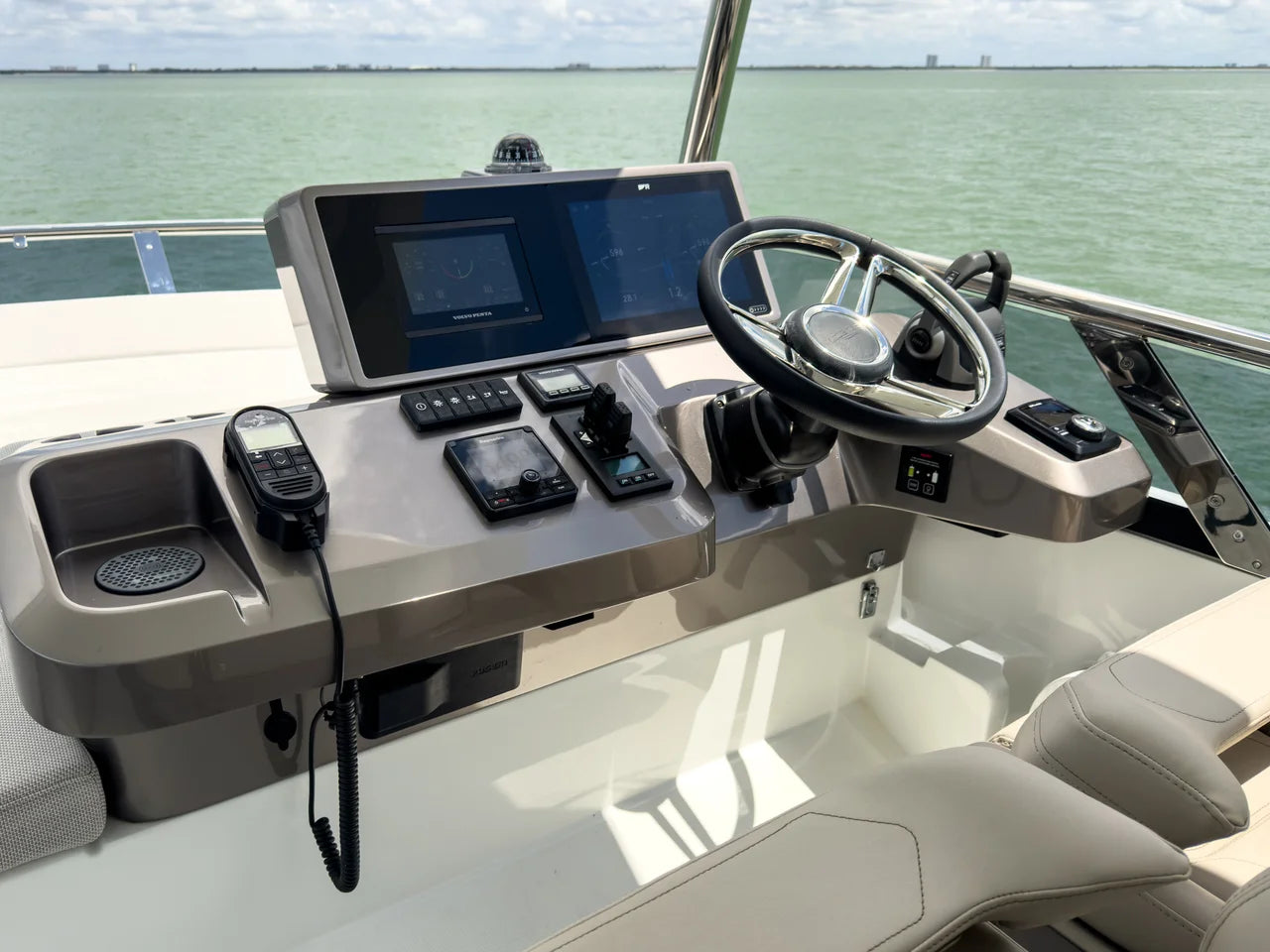 2027 Galeon 520FLY 52.0 feet, Dania Beach, Florida #27