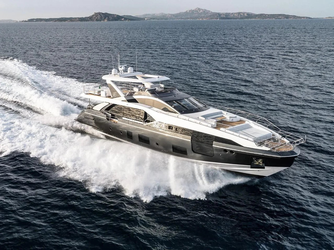 2026 Azimut Grande 27M 87.0 feet, Inuvik, Northwest Territories #2