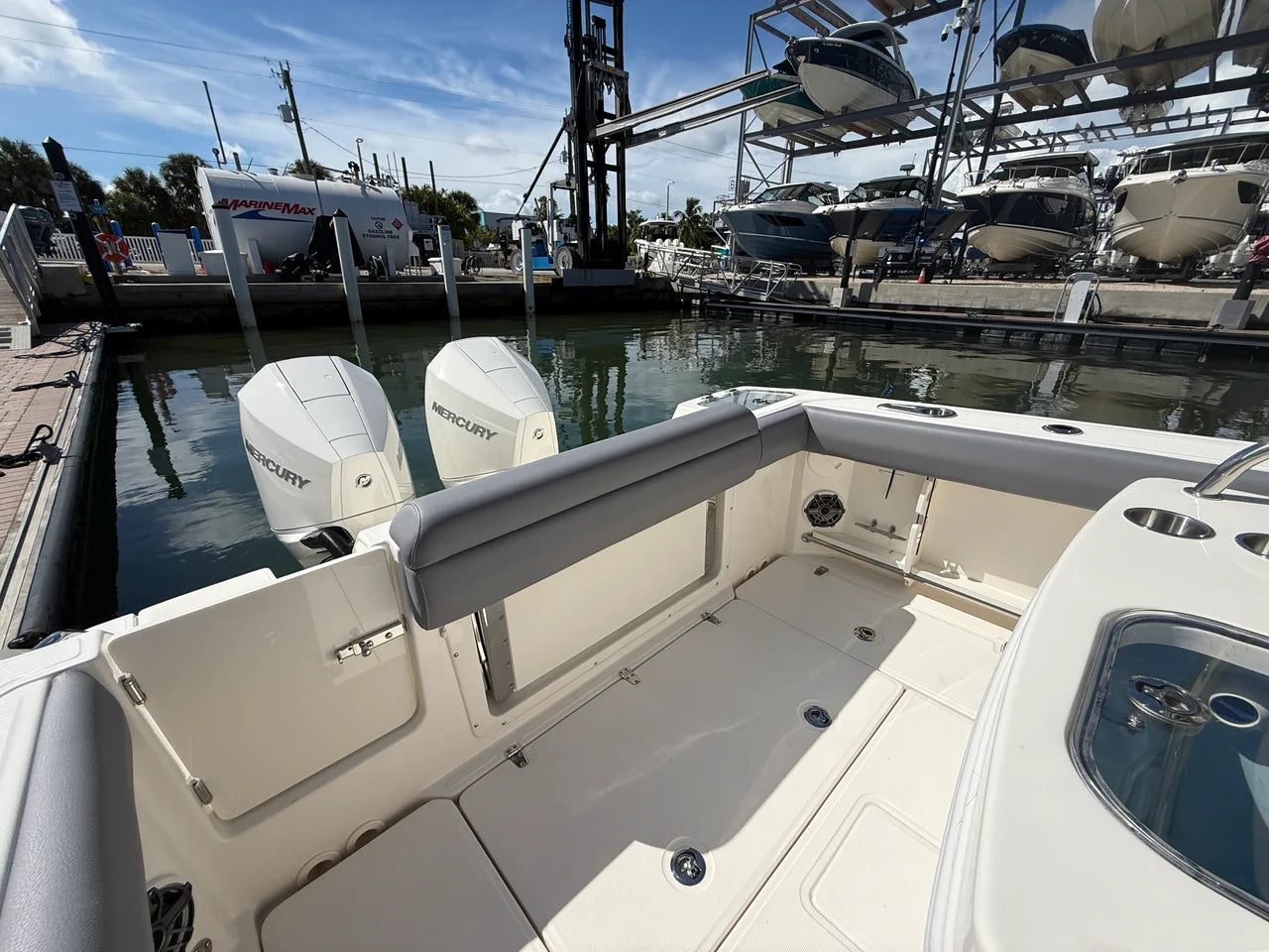2027 Boston Whaler 250 Outrage 25.0 feet, Sarasota, FL #26