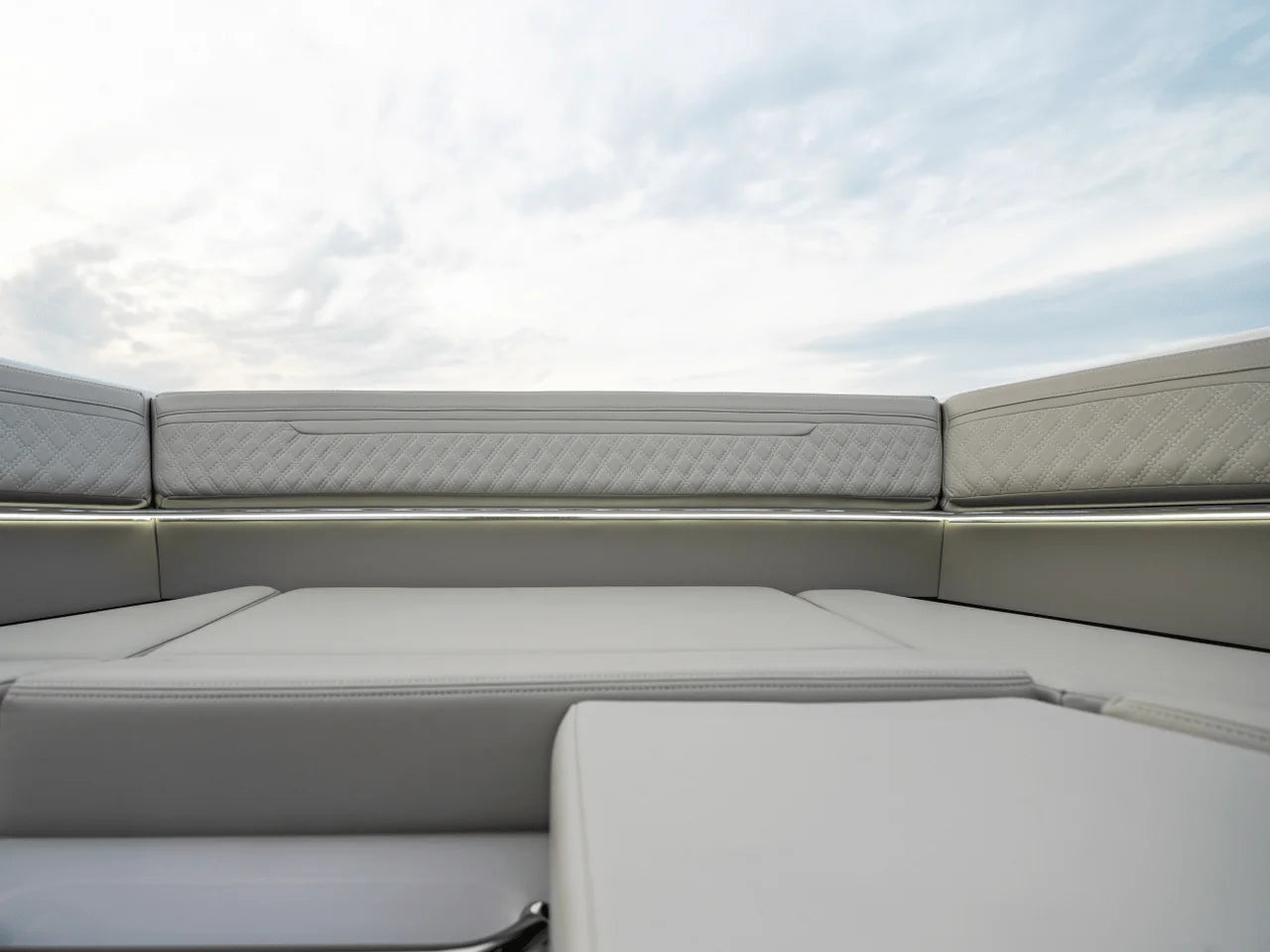 2026 Cruisers Yachts 34 GLS Outboard 35.0 feet, Inuvik, Northwest Territories #15