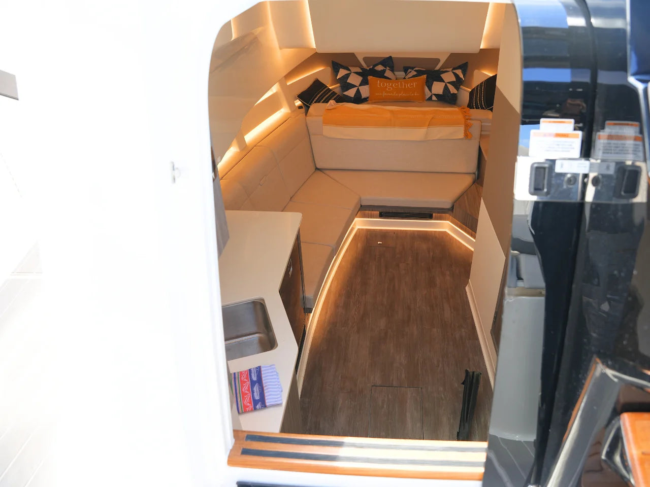 2024 Sea Ray 370 SUNDANCER 37.0 feet, Lewisville, TX #38