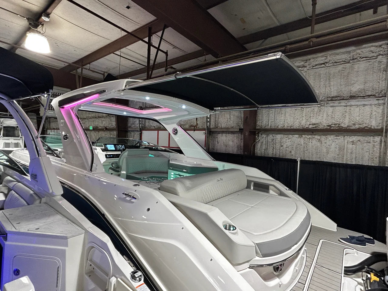 2026 Sea Ray SLX 310 Outboard 31.0 feet, Grasonville, MD #11