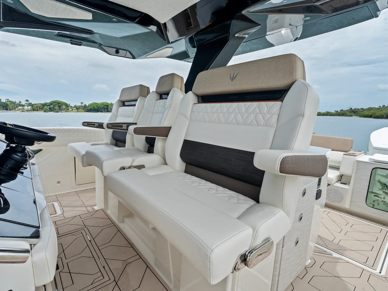 2027 Ducari 37 XIV 37.0 feet, Dania Beach, Florida #77