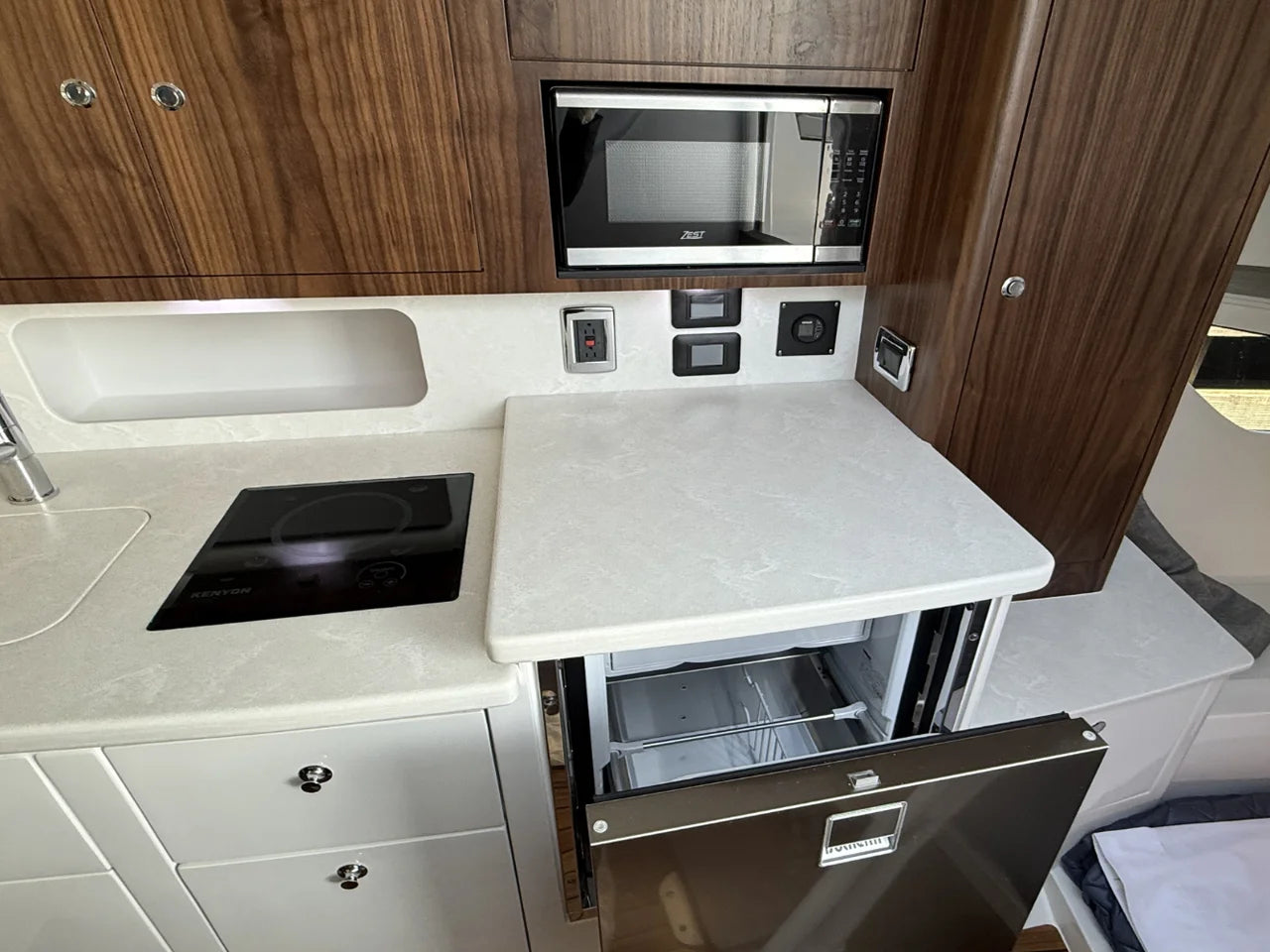 2026 Intrepid 41 Valor 41.0 feet, Dania, FL #61