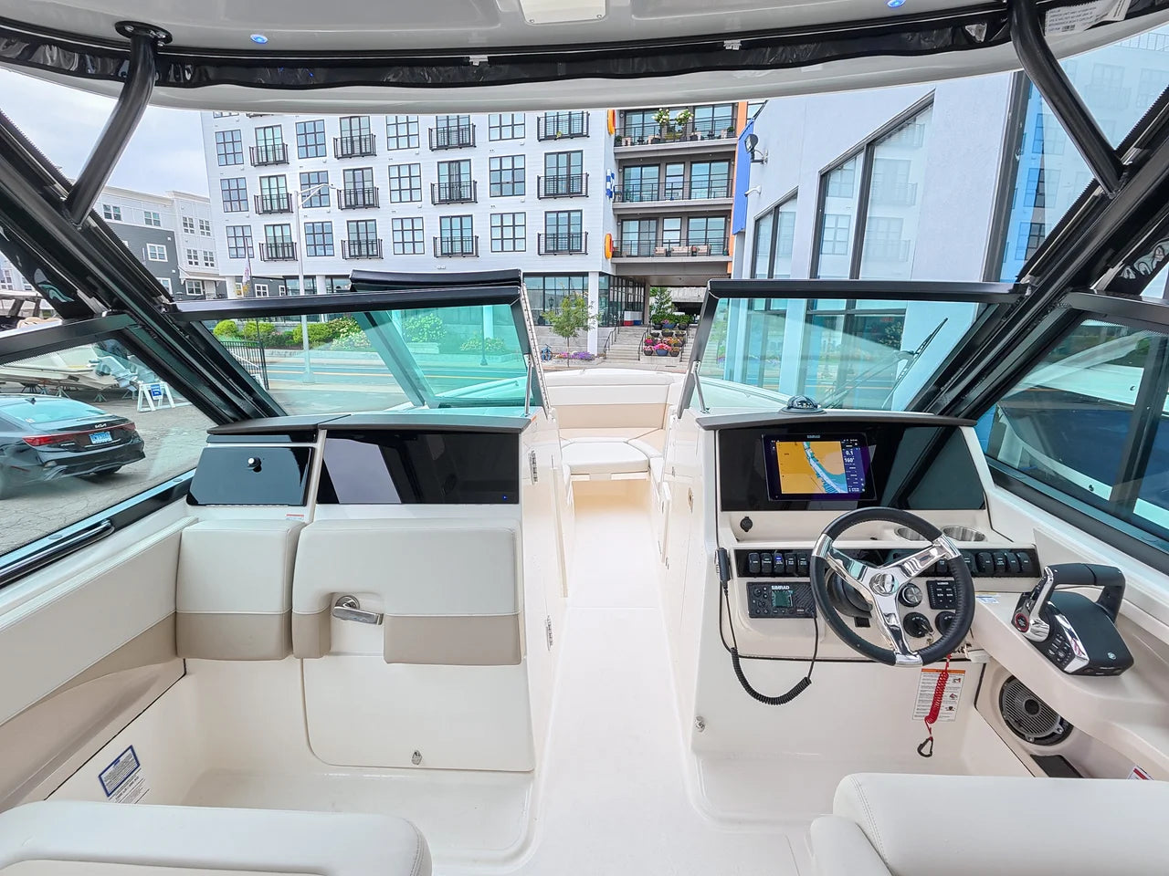 2027 Boston Whaler 280 Vantage 28.0 feet, Norwalk, Connecticut #21