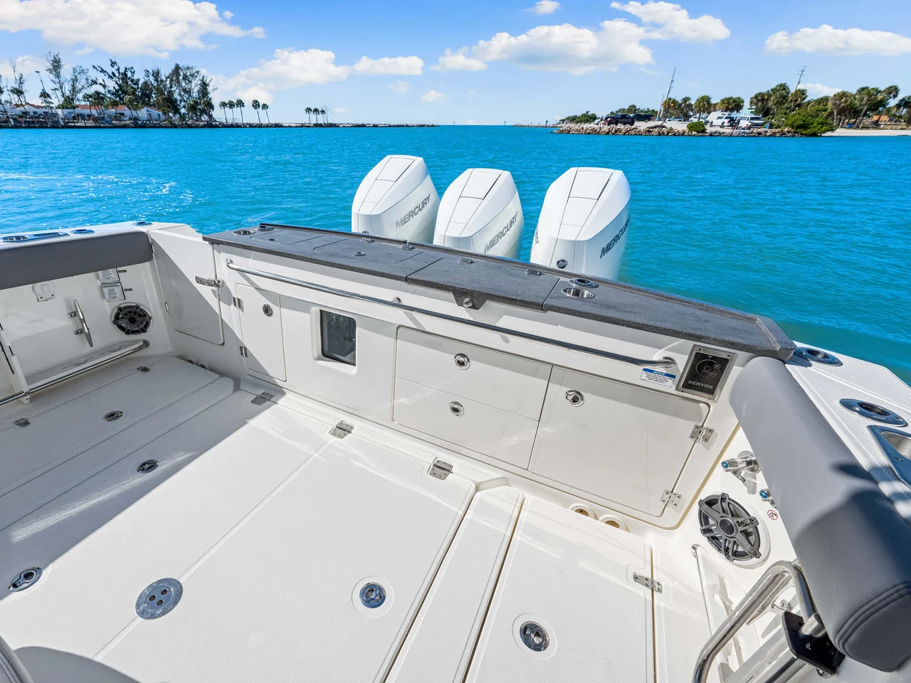 2026 Boston Whaler 360 Outrage 36.0 feet, Venice, Florida #35