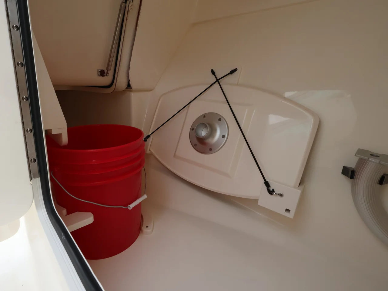 2027 Boston Whaler 280 Vantage 27.0 feet, Naples, Florida #31