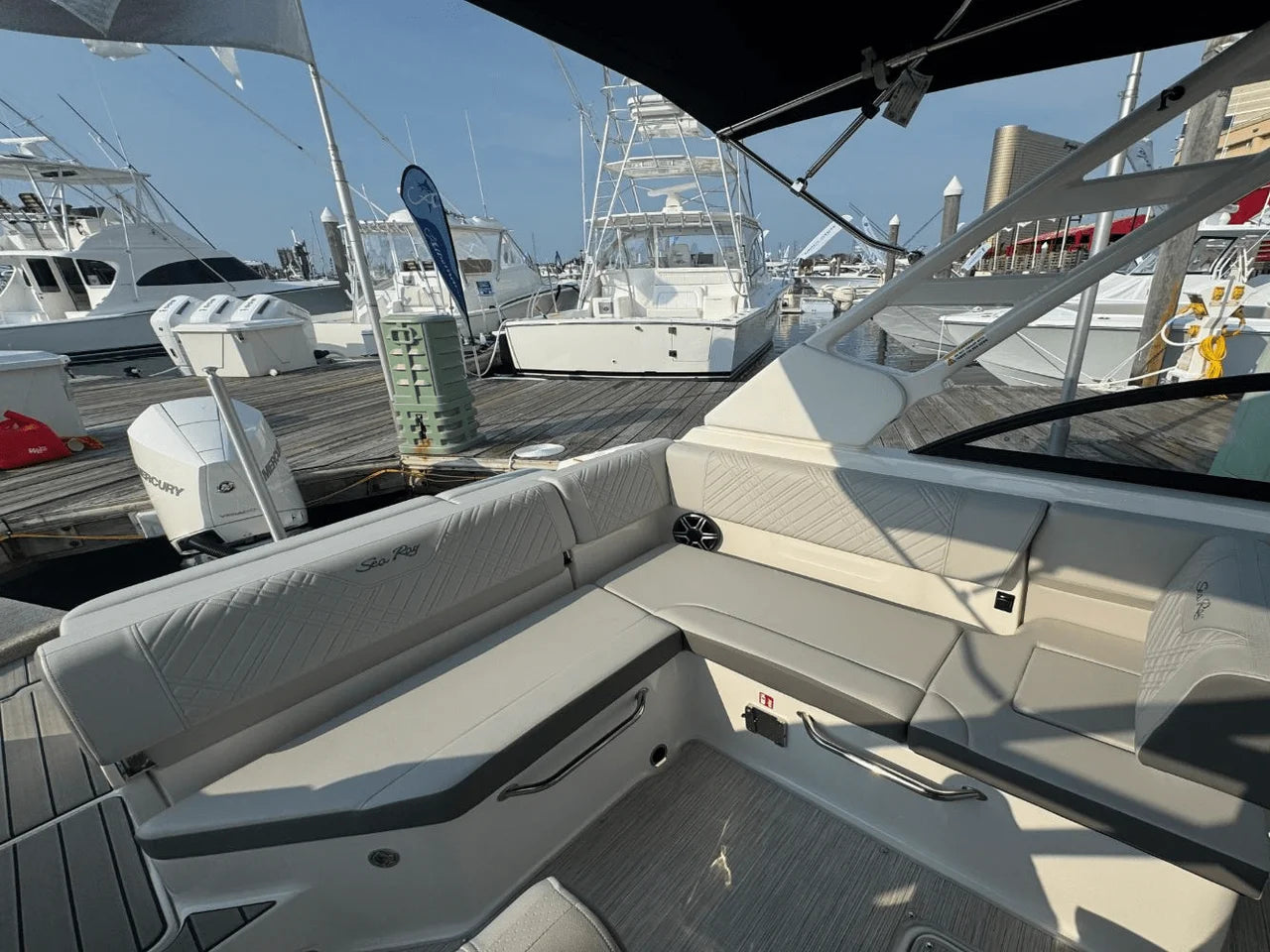 2026 Sea Ray SDX 230 Outboard 23.0 feet, Somers Point, New Jersey #9