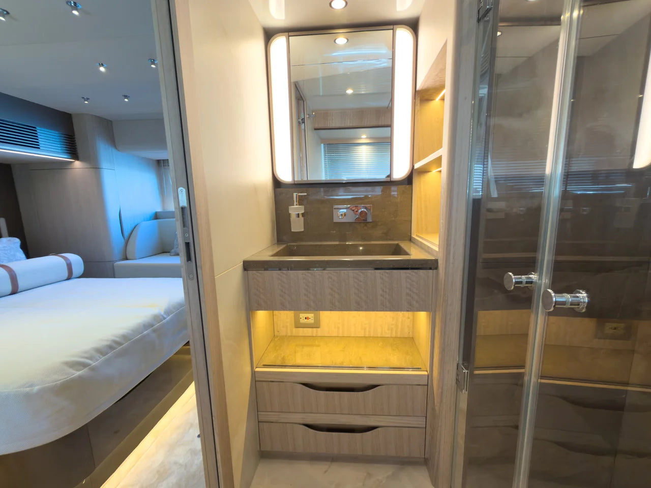2027 Galeon 520FLY 52.0 feet, Dania Beach, Florida #41
