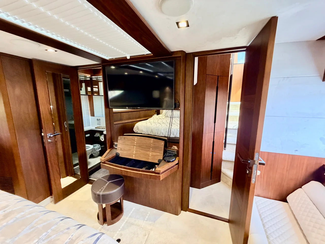 2019 Galeon 640 FLY BRIDGE 64.0 feet, Jupiter, FL #32