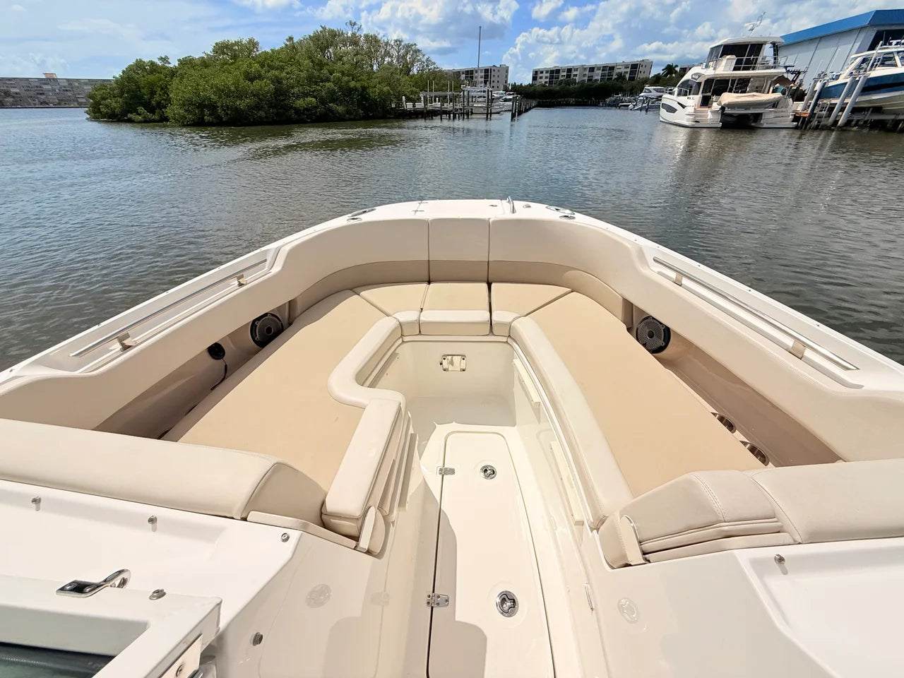 2024 Boston Whaler 320 Vantage 32.0 feet, St Petersburg, FL #63
